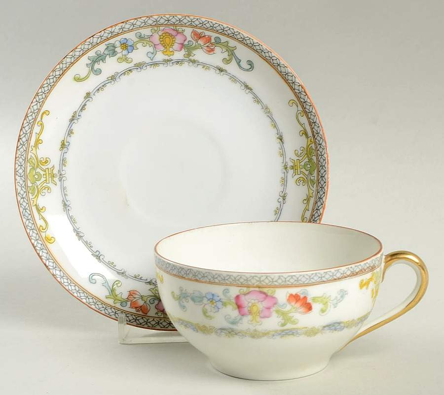 The Kiva (Pale Blue) Flat Cup & Saucer Set by Noritake-1