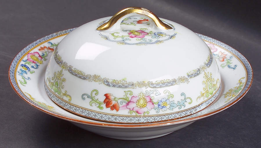 The Kiva (Pale Blue) Round Covered Butter by Noritake-1