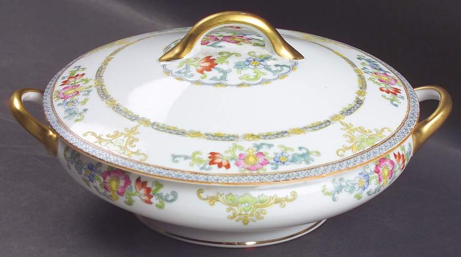 The Kiva (Pale Blue) Round Covered Vegetable by Noritake-1