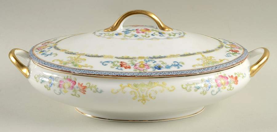 The Kiva (Pale Blue) Oval Covered Vegetable by Noritake-1