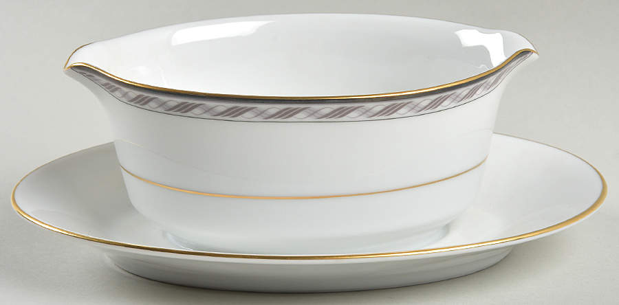 Knightsbridge Gravy Boat with Attached Underplate by Noritake-1