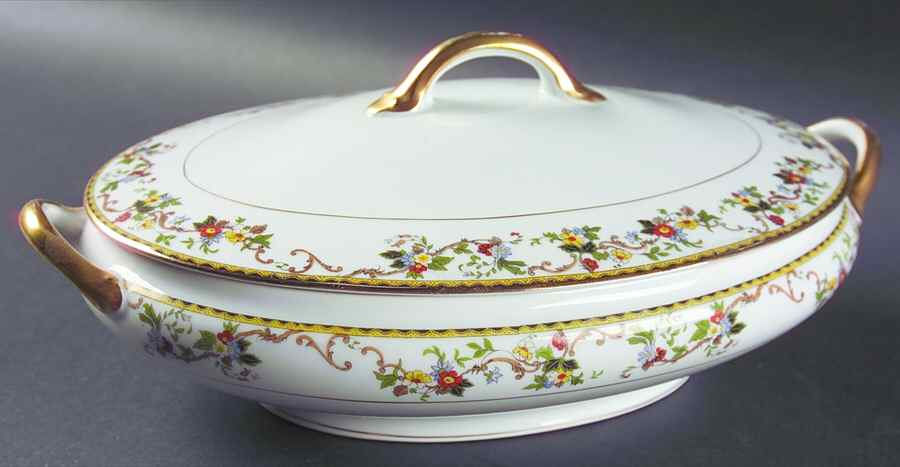 Knollwood Oval Covered Vegetable by Noritake-1
