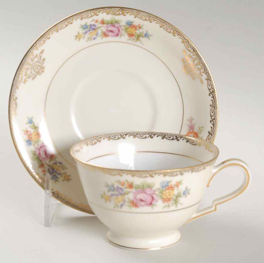 Ladyastor Footed Cup & Saucer Set by Noritake-1