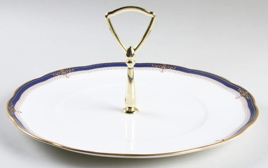 Lady Eve Round Serving Plate with Handle (DP) by Noritake-1