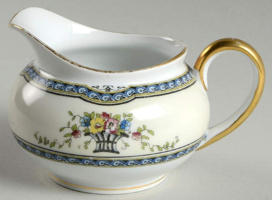 Lafleur Creamer by Noritake-1