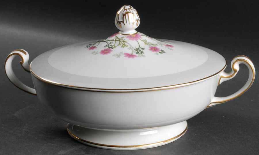Laguna Round Covered Vegetable by Noritake-1