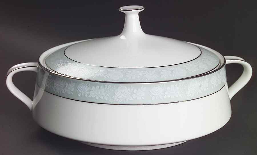 Lamita Round Covered Vegetable by Noritake-1