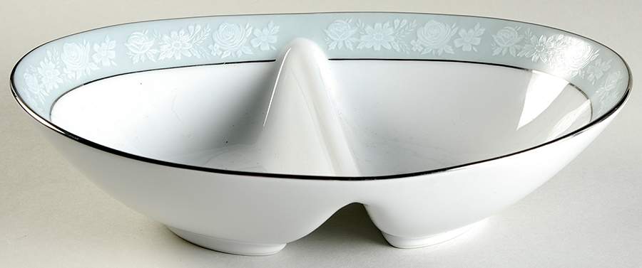 Lamita 10" Oval Divided Vegetable Bowl by Noritake-1