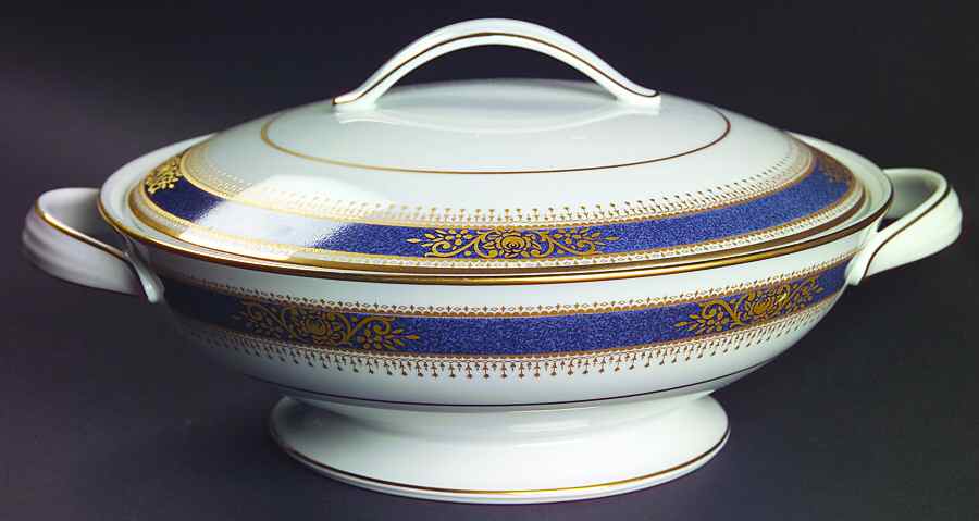 Lamarre Round Covered Vegetable by Noritake-1