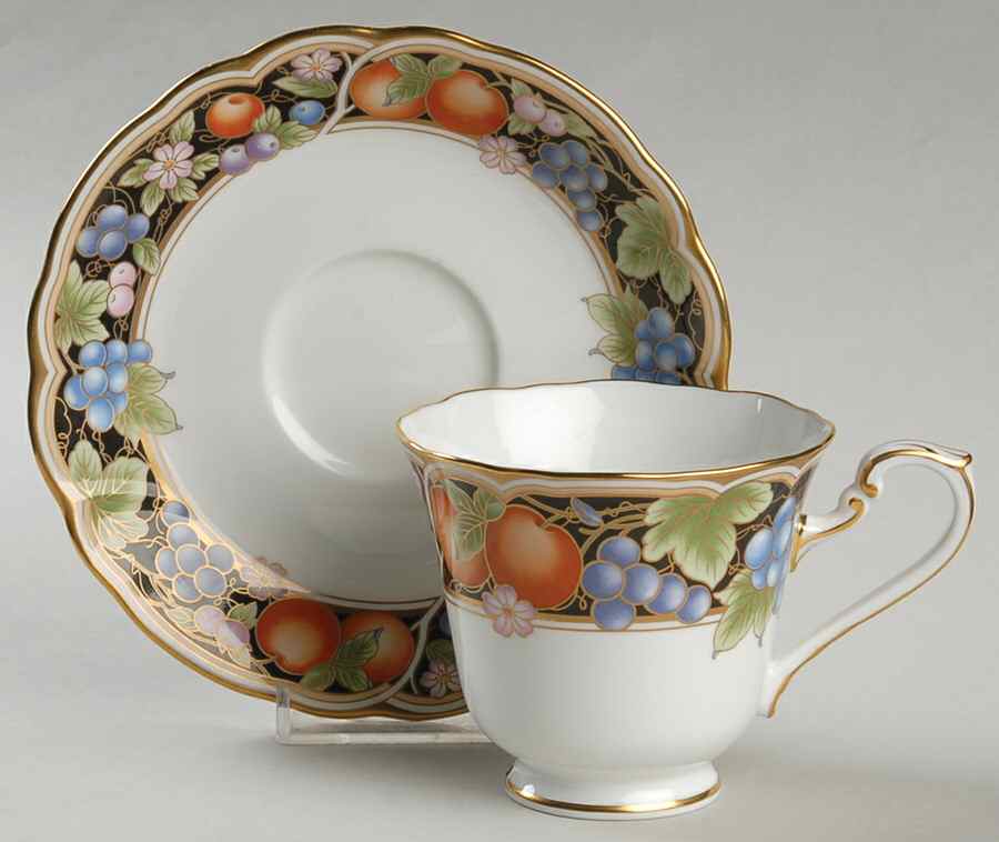 La Madeleine Footed Cup & Saucer Set by Noritake-1