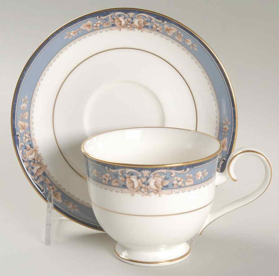Lamelle Footed Cup & Saucer Set by Noritake-1