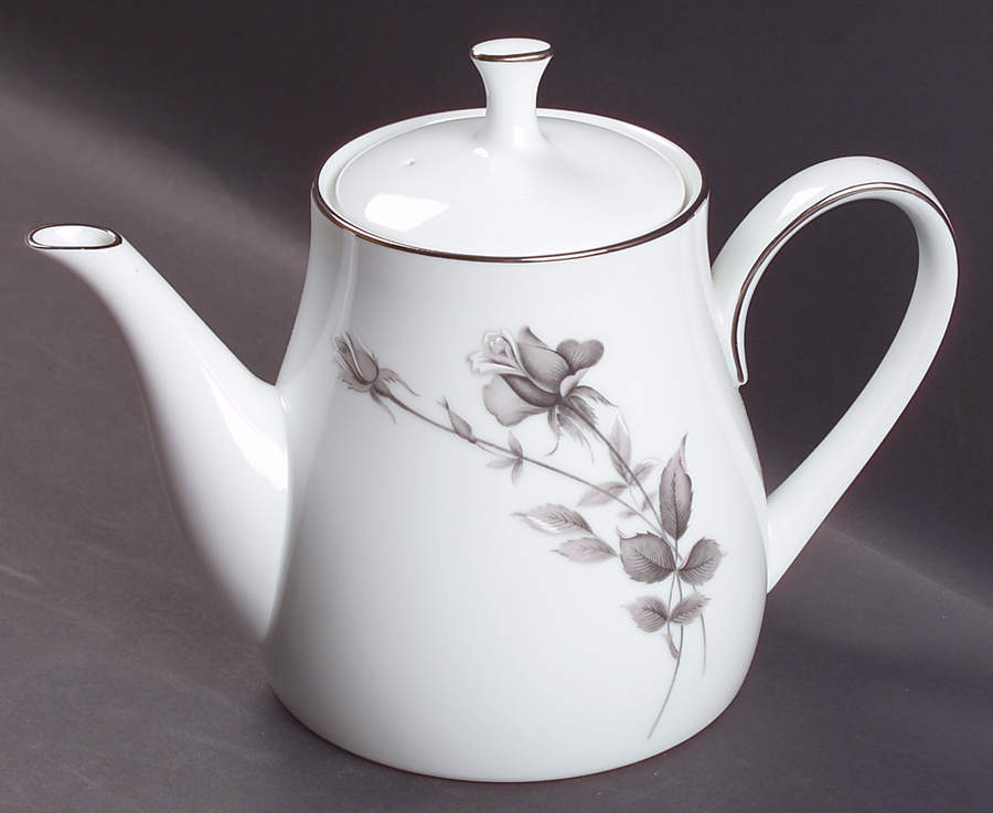 L'Amor Teapot & Lid by Noritake-1