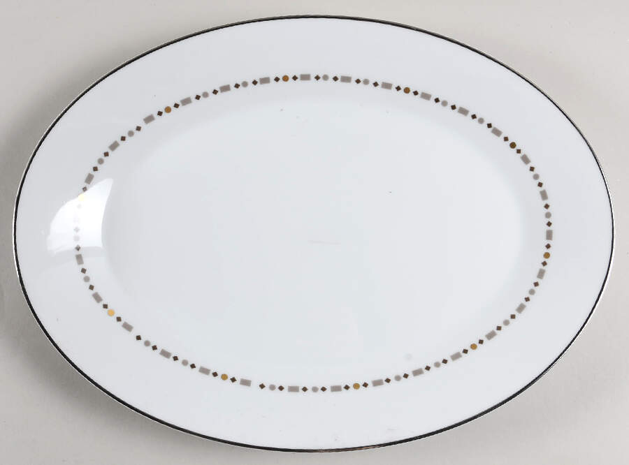 Lancelot 14" Oval Serving Platter by Noritake-1