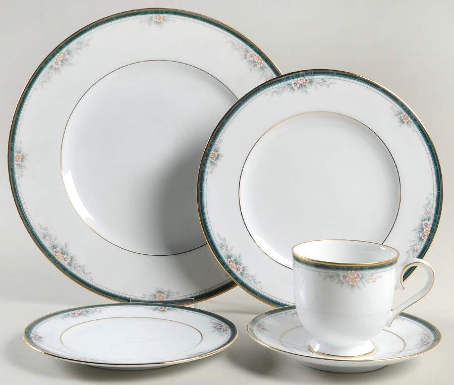 Landon 5 Piece Place Setting by Noritake-1