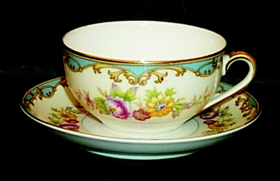 Lanare (Black Verge) Flat Cup & Saucer Set by Noritake-1