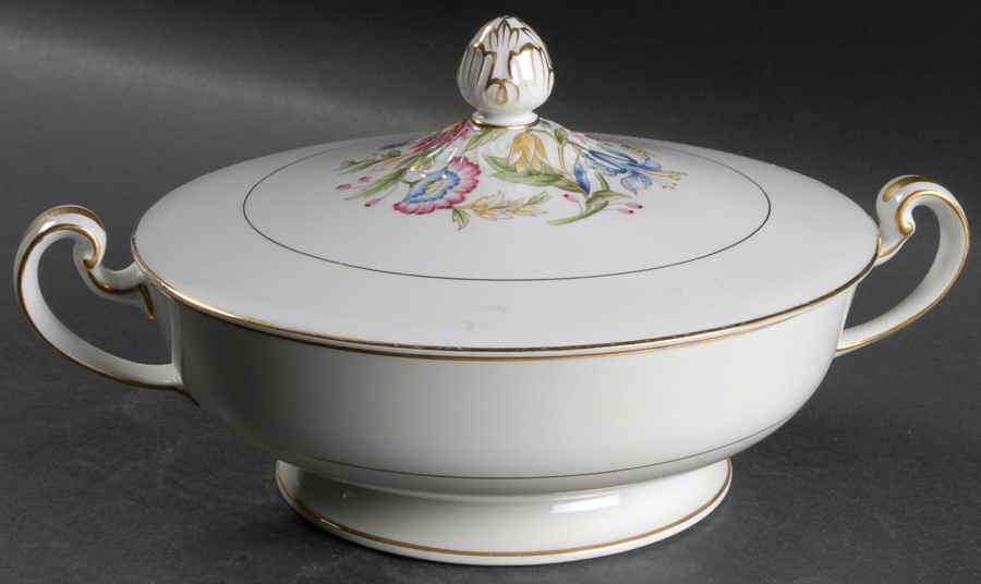 Langdon Round Covered Vegetable by Noritake-1