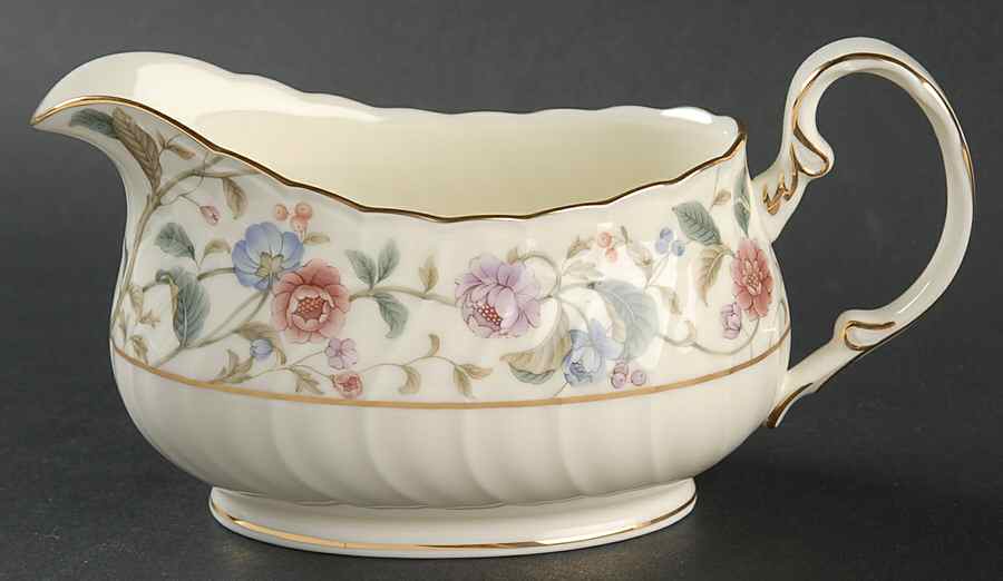 La Prada Gravy Boat by Noritake-1