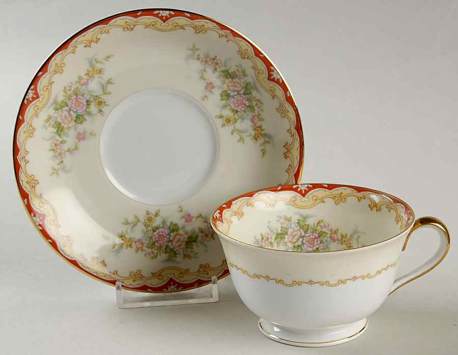 Lares Footed Cup & Saucer Set by Noritake-1