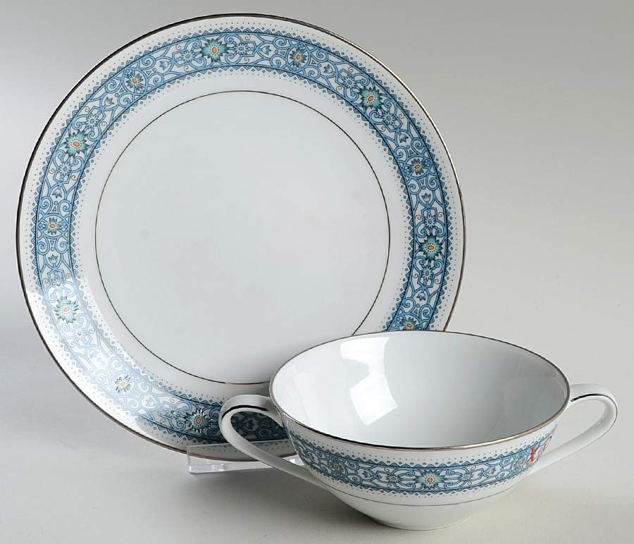 Larue Flat Cream Soup Bowl & Saucer Set by Noritake-1