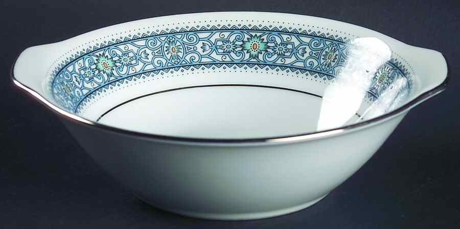 Larue Lugged Cereal Bowl by Noritake-1