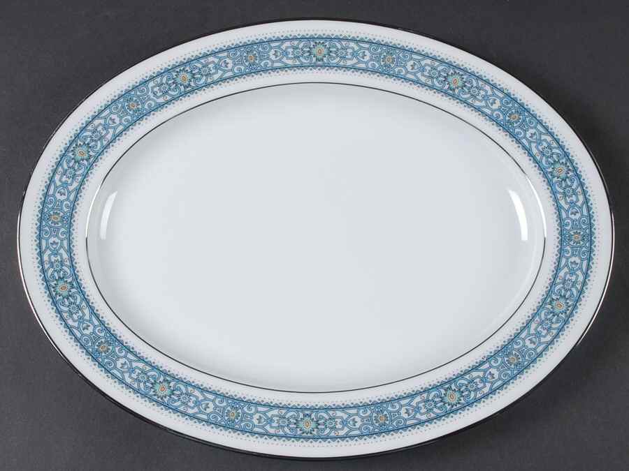 Larue 11" Oval Serving Platter by Noritake-1