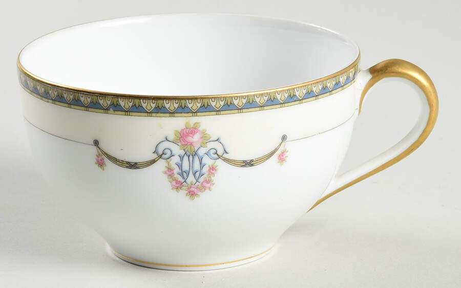 Laureate Oversized Cup by Noritake-1