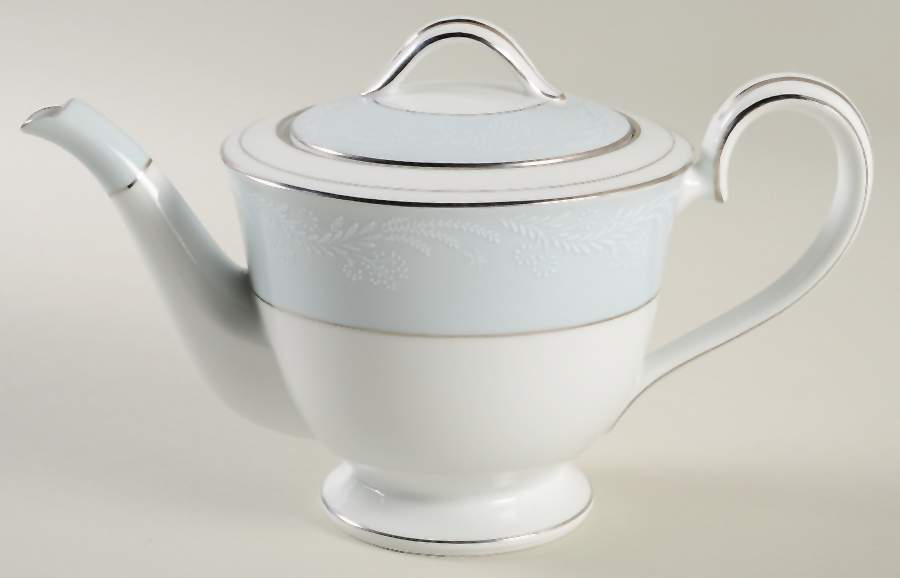 Laureate Teapot & Lid by Noritake-1