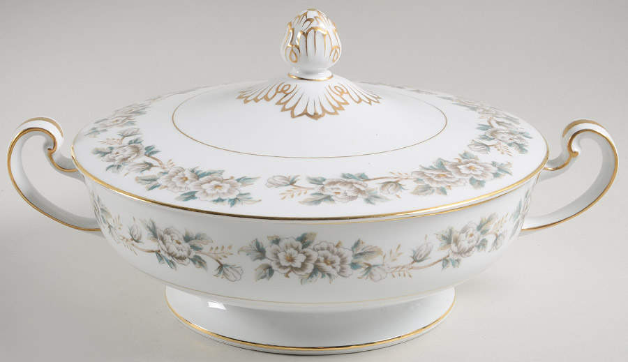 Laurette Round Covered Vegetable by Noritake-1
