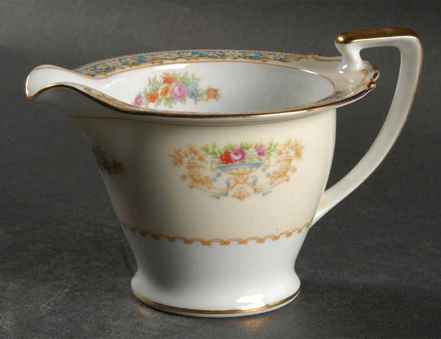 Lauritz Creamer by Noritake-1