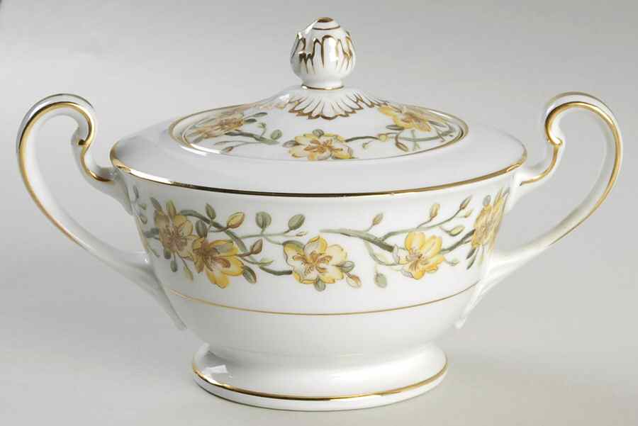 Laveta Sugar Bowl & Lid by Noritake-1