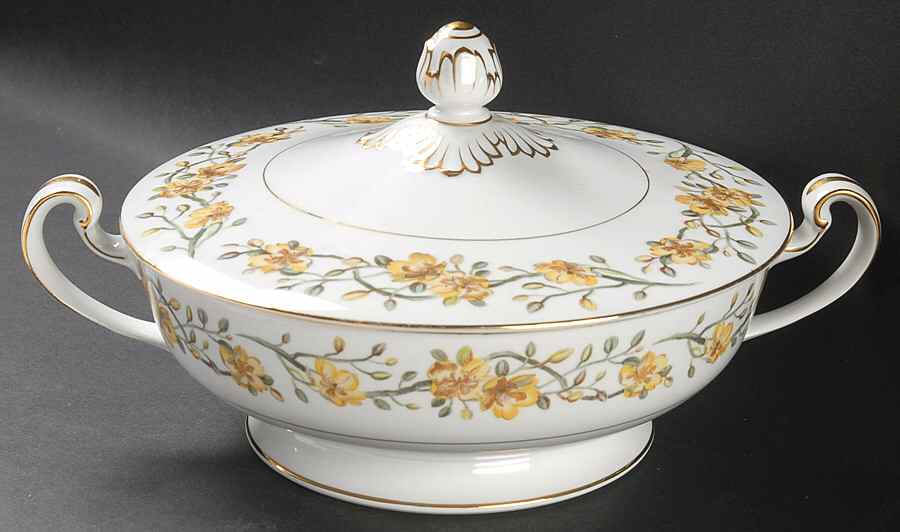 Laveta Round Covered Vegetable by Noritake-1