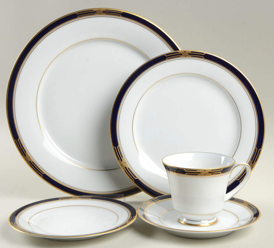 Lake Worth 5 Piece Place Setting by Noritake-1