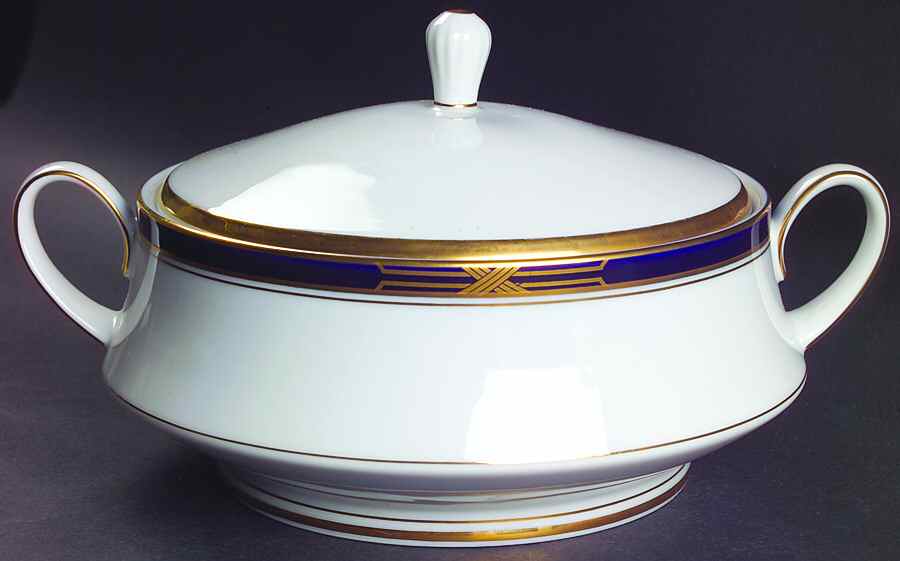 Lake Worth Round Covered Vegetable by Noritake-1
