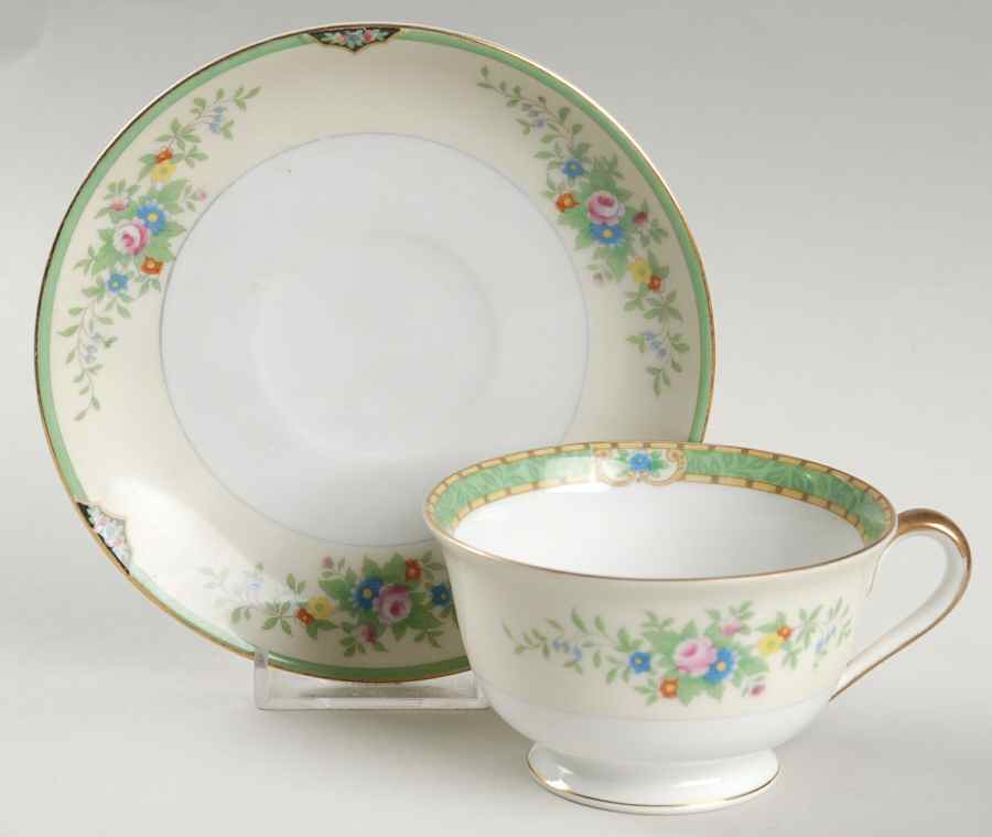 Leandro Footed Cup & Saucer Set by Noritake-1