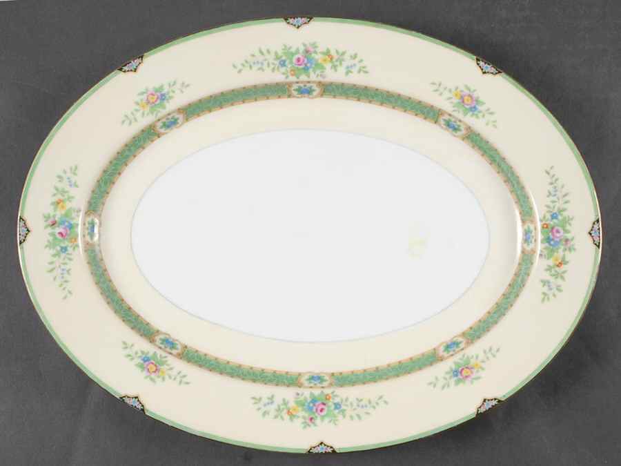 Leandro 13" Oval Serving Platter by Noritake-1