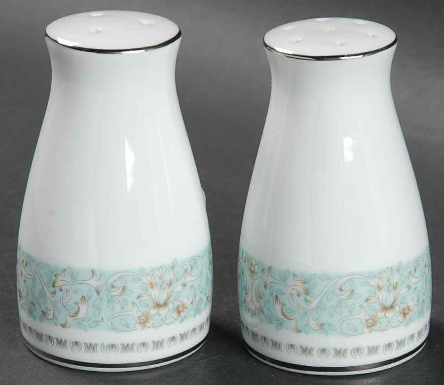 Lehigh Salt & Pepper Set by Noritake-1