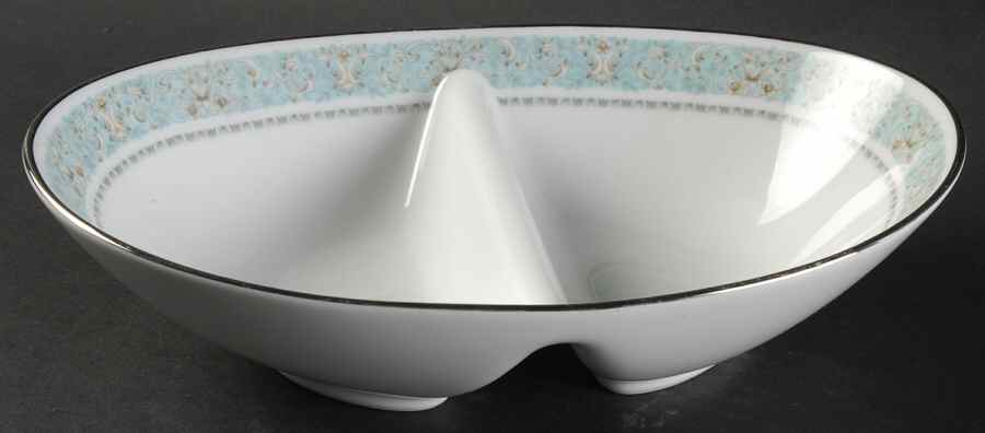 Lehigh 10" Oval Divided Vegetable Bowl by Noritake-1