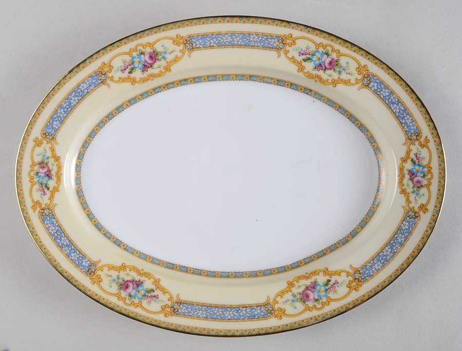 Lenore 11" Oval Serving Platter by Noritake-1