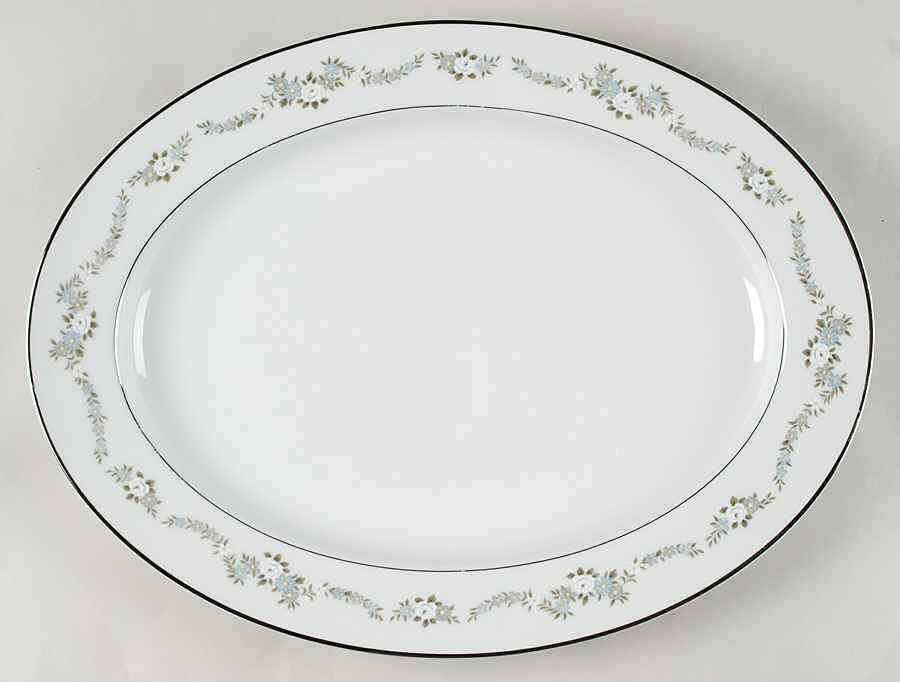 Leonore 16" Oval Serving Platter by Noritake-1