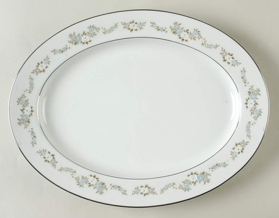 Leonore 13" Oval Serving Platter by Noritake-1