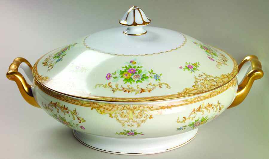 Leona Round Covered Vegetable by Noritake-1