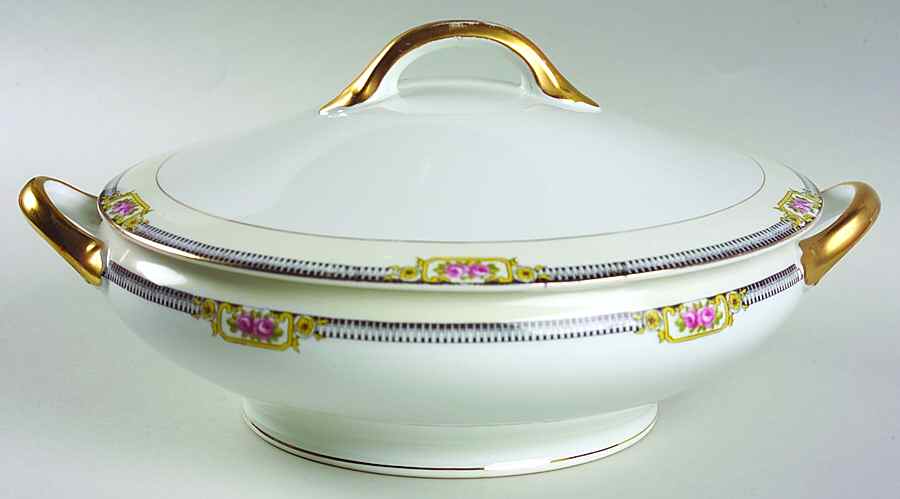 Leroy Round Covered Vegetable by Noritake-1