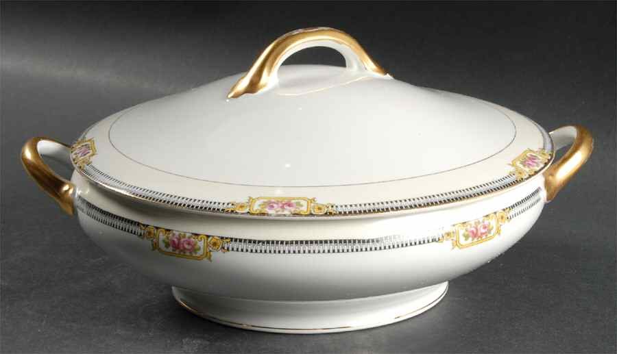 Leroy Oval Covered Vegetable by Noritake-1
