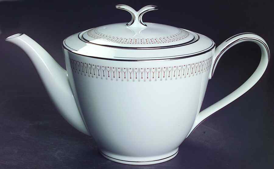 Leslie Teapot & Lid by Noritake-1