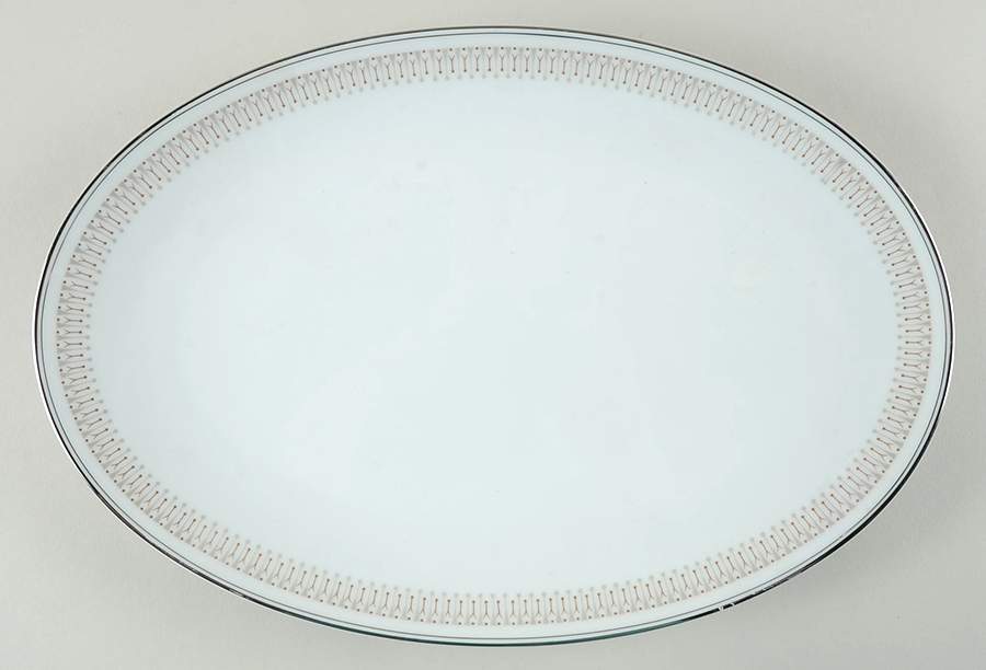 Leslie 14" Oval Serving Platter by Noritake-1