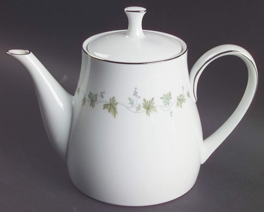 Lexington Teapot & Lid by Noritake-1