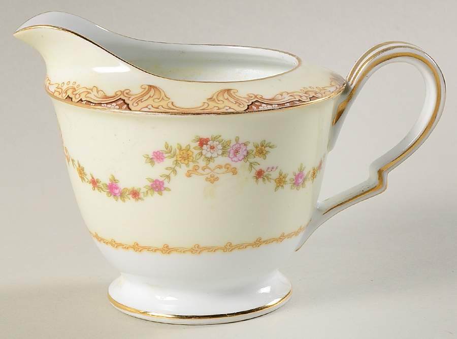 Lilac Creamer by Noritake-1