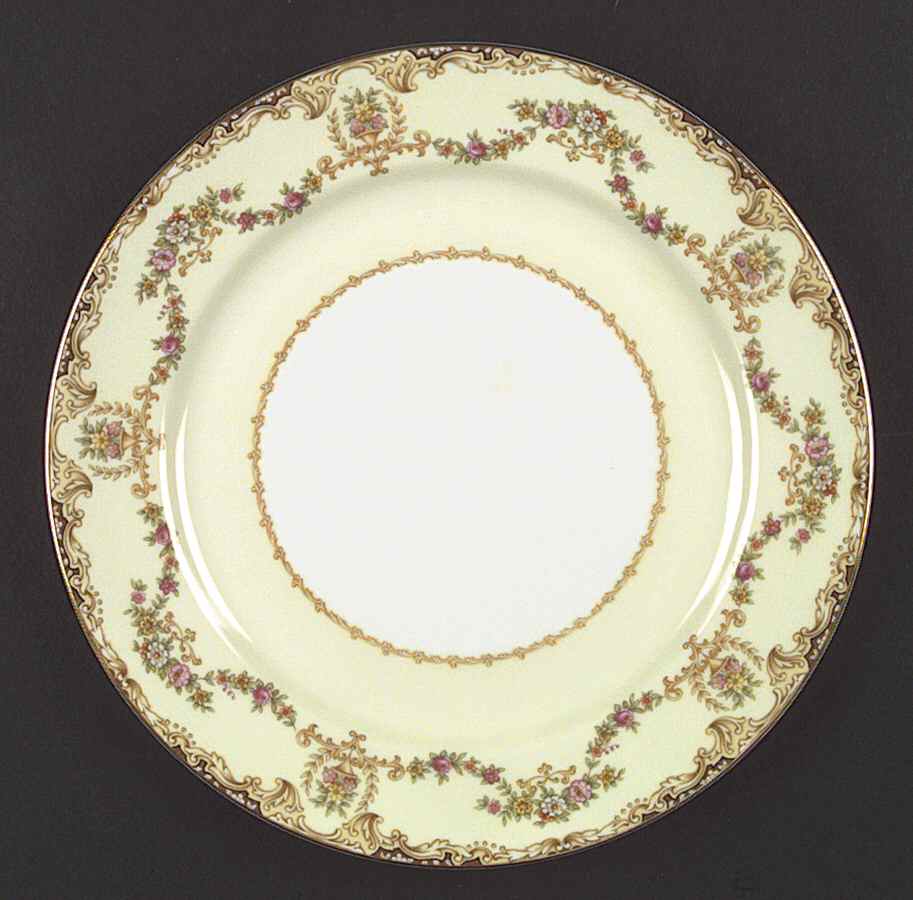 Lilac Dinner Plate by Noritake-1