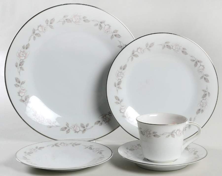 Lillian 5 Piece Place Setting by Noritake-1