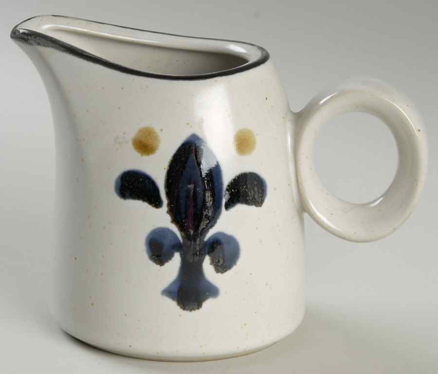 Lily Creamer by Noritake-1